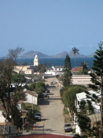 FORT-DAUPHIN, Vue sur la mer cote Est.jpg, 54 KB